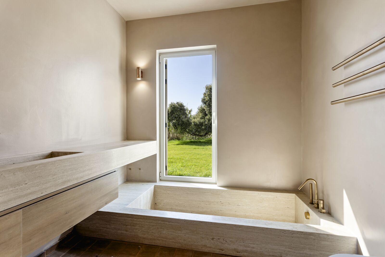 4 Bedroom Villa/Townhouse's Image 12