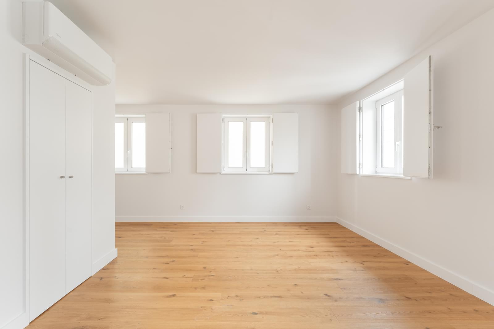 2 Bedroom Apartment/Flat's Image 7