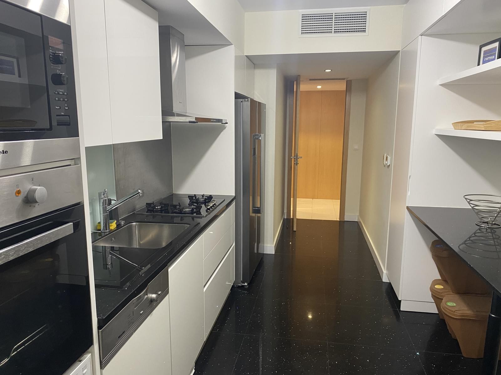 Apartamento T2 com piscina, Cascais - Imagem 4