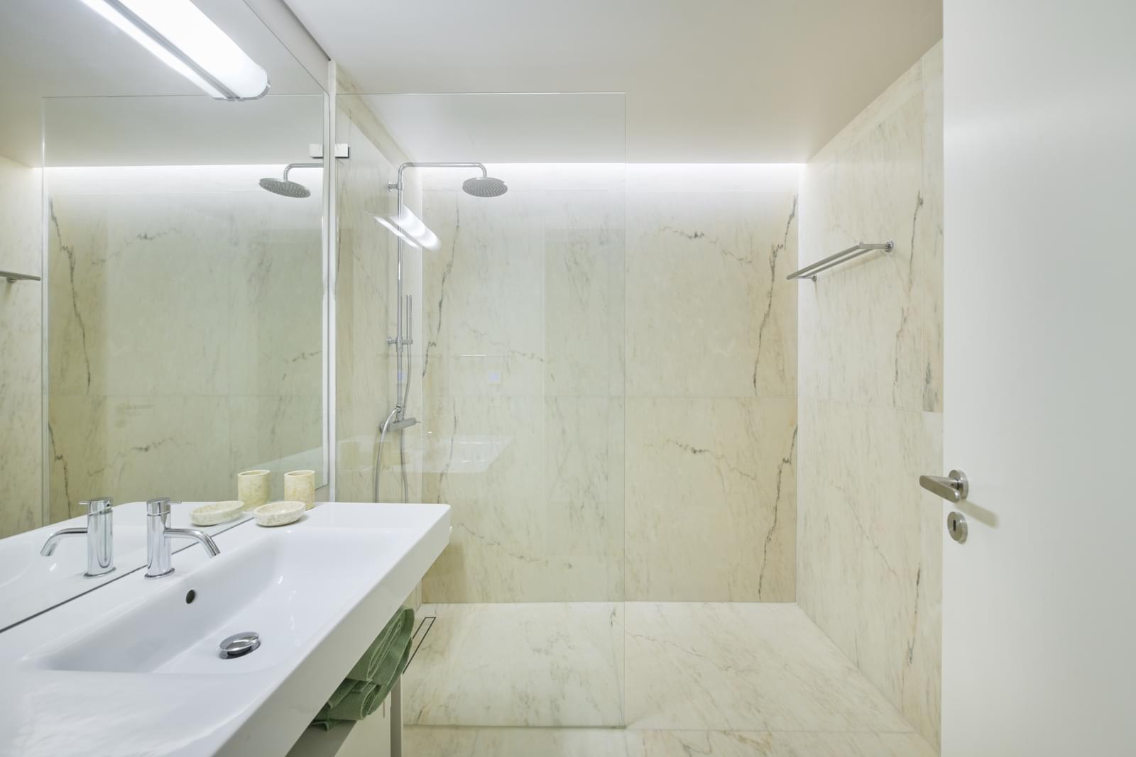Apartamento T2 com estacionamento, Avenida da Liberdade, Lisboa - Imagem 23