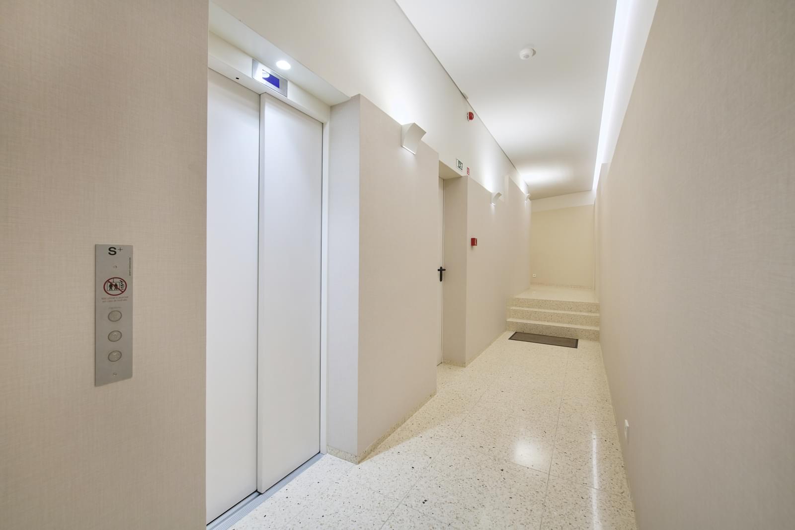Apartamento T2 com estacionamento, Avenida da Liberdade, Lisboa - Imagem 48