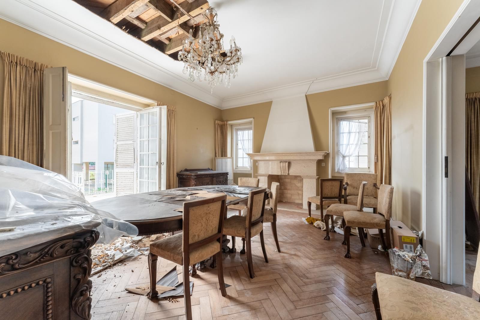 Moradia Isolada T9 com jardim, Restelo, Lisboa - Imagem 5