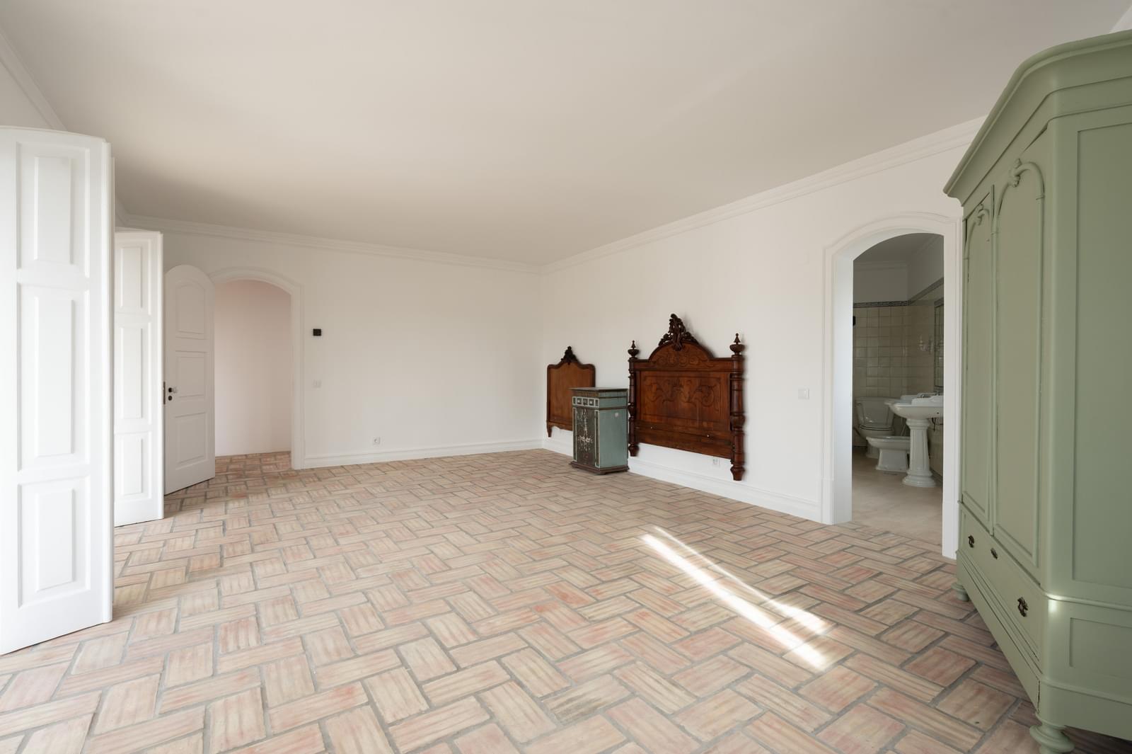 4 Bedroom Villa/Townhouse's Image 18