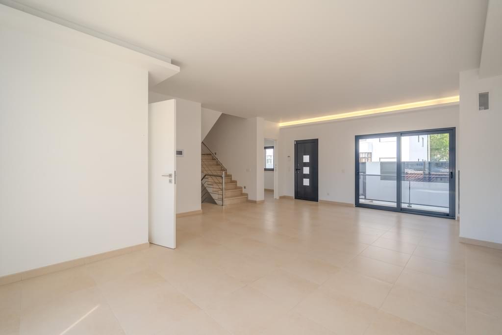 3 Bedroom Detached house with garden, Cascais 1613268384