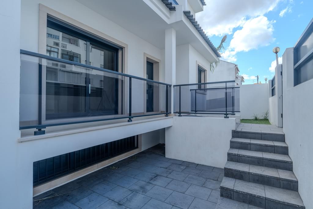 3 Bedroom Detached house with garden, Cascais 1613268384