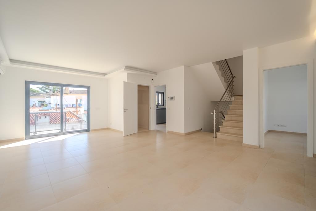 3 Bedroom Detached house with garden, Cascais 1613268384