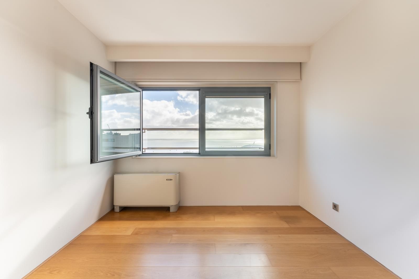 Apartamento T4 com vista, Parque das Nações, Lisboa - Imagem 23