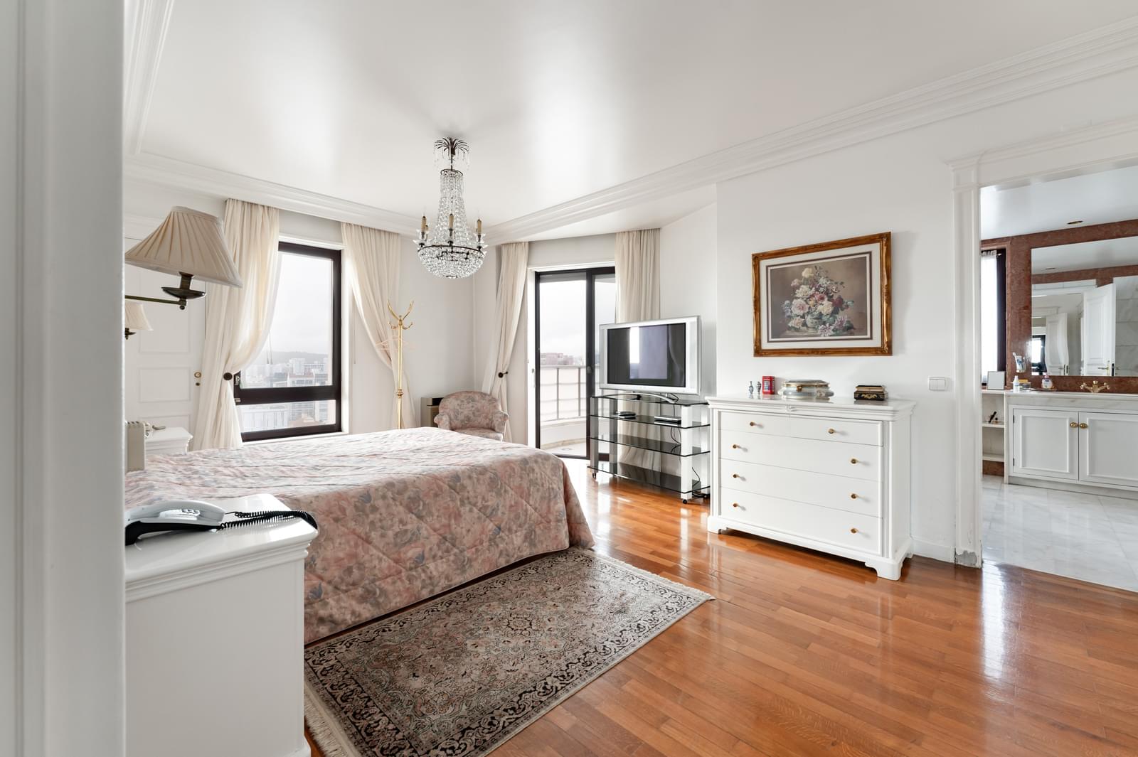 Apartamento T5 com vista, Avenidas Novas, Lisboa - Imagem 16