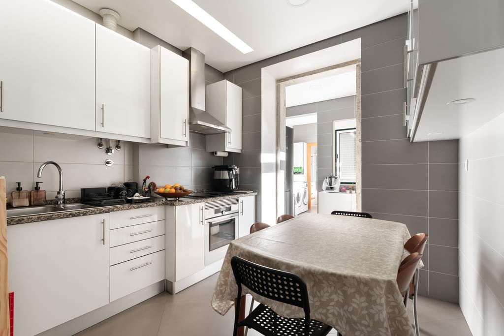 2 Bedroom Apartment with balcony, Campo de Ourique, Lisboa 2867772185