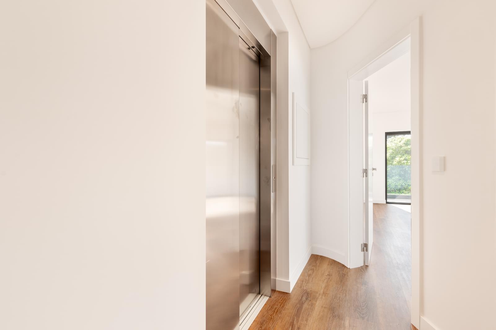 7 Bedroom Villa/Townhouse's Image 24