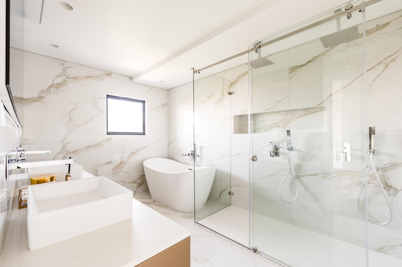 7 Bedroom Villa/Townhouse's Image 29