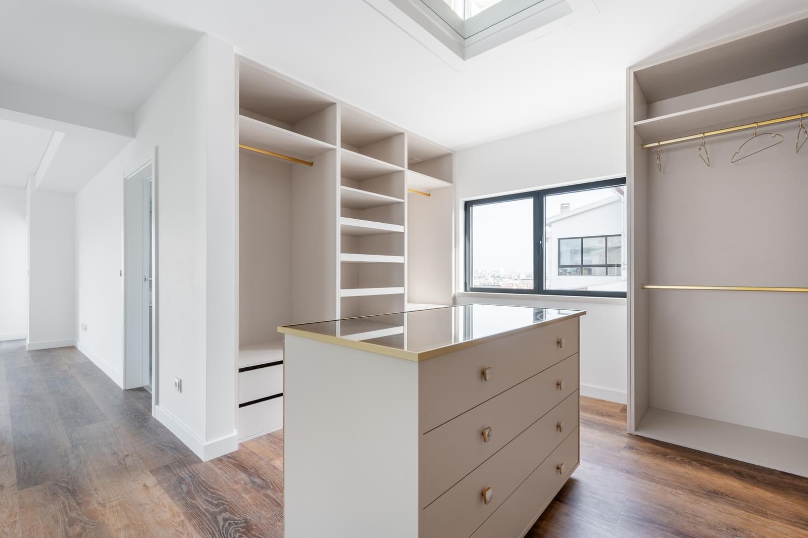 7 Bedroom Villa/Townhouse's Image 34