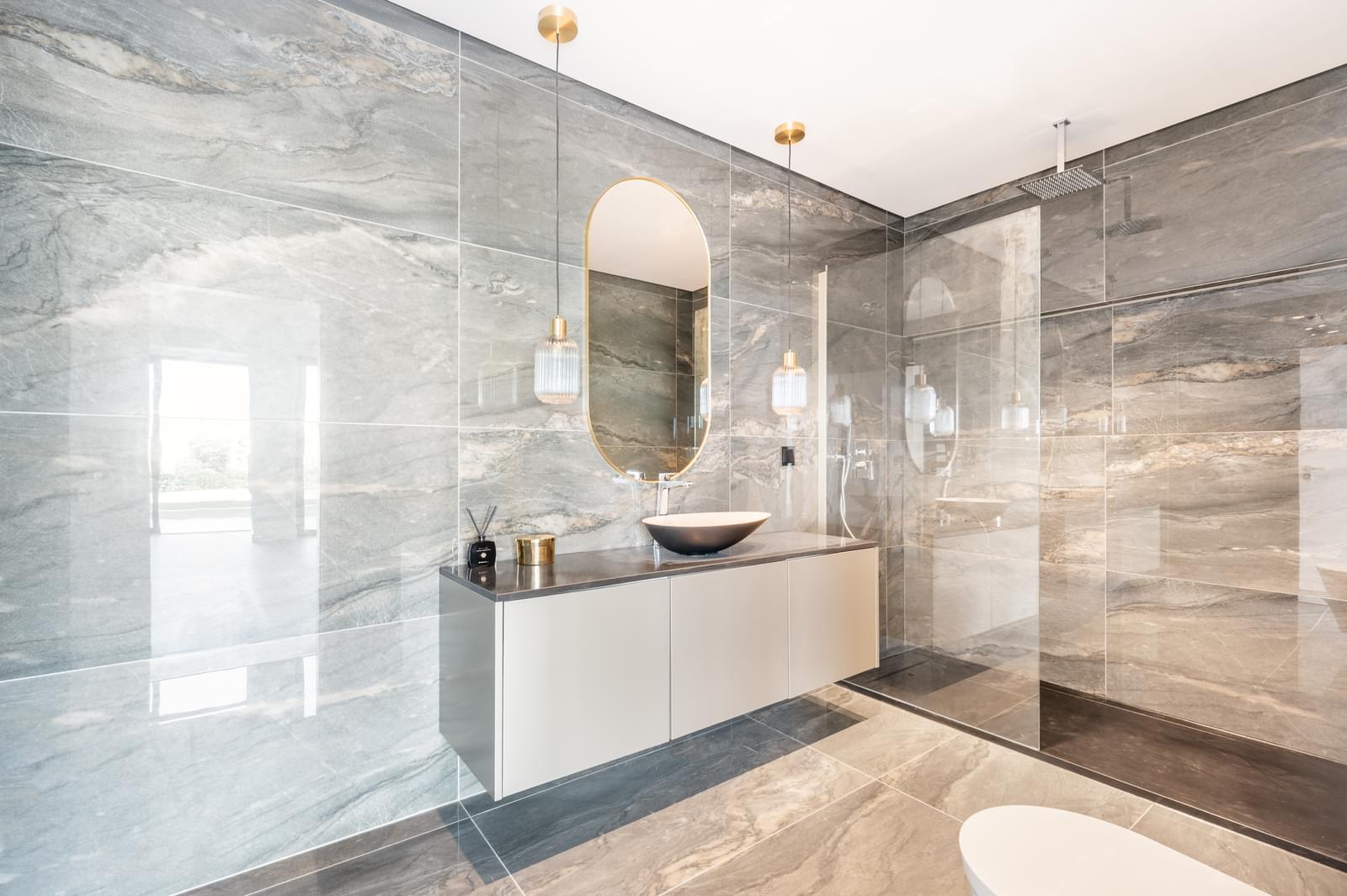 7 Bedroom Villa/Townhouse's Image 32