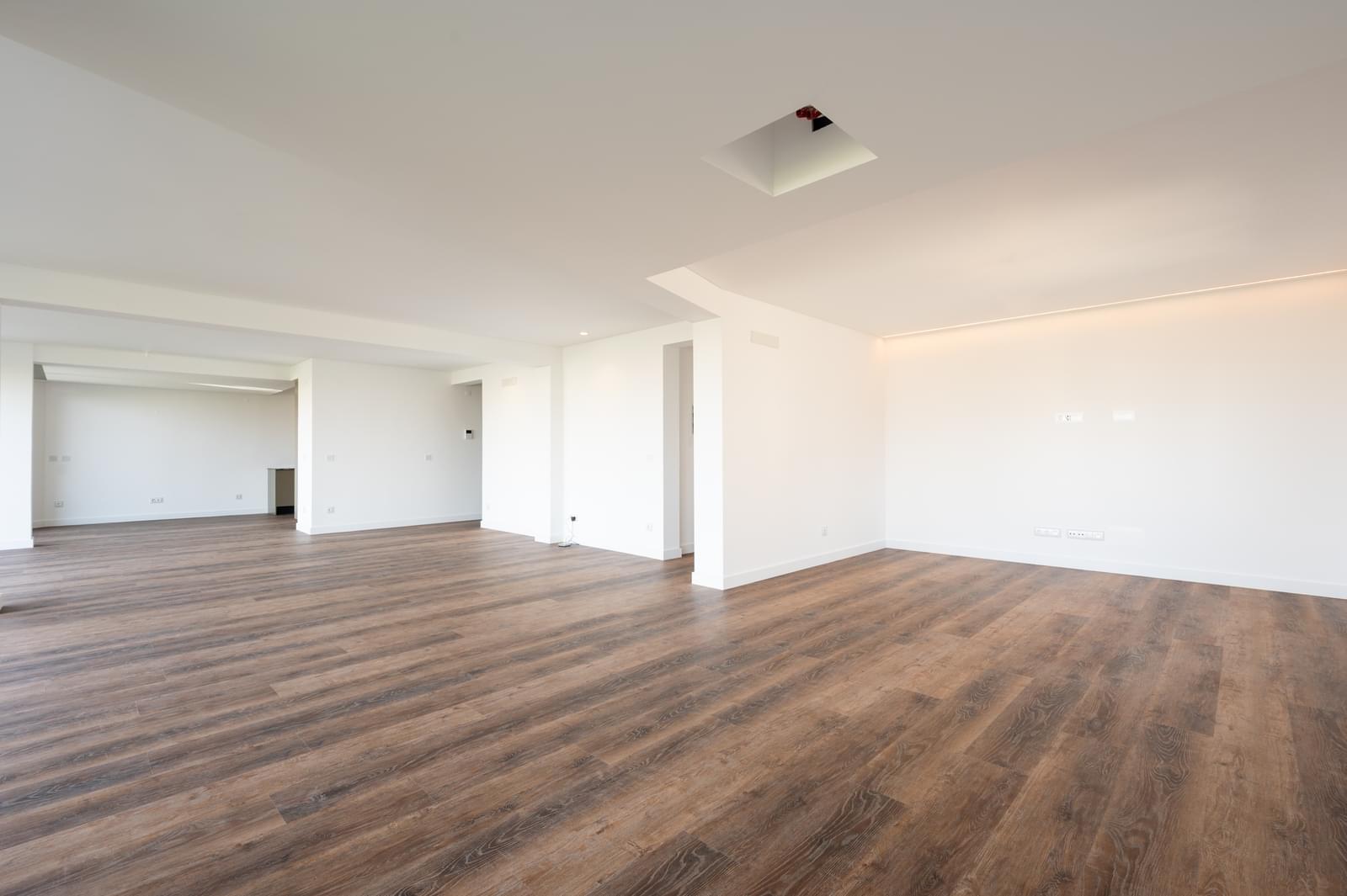 7 Bedroom Villa/Townhouse's Image 9