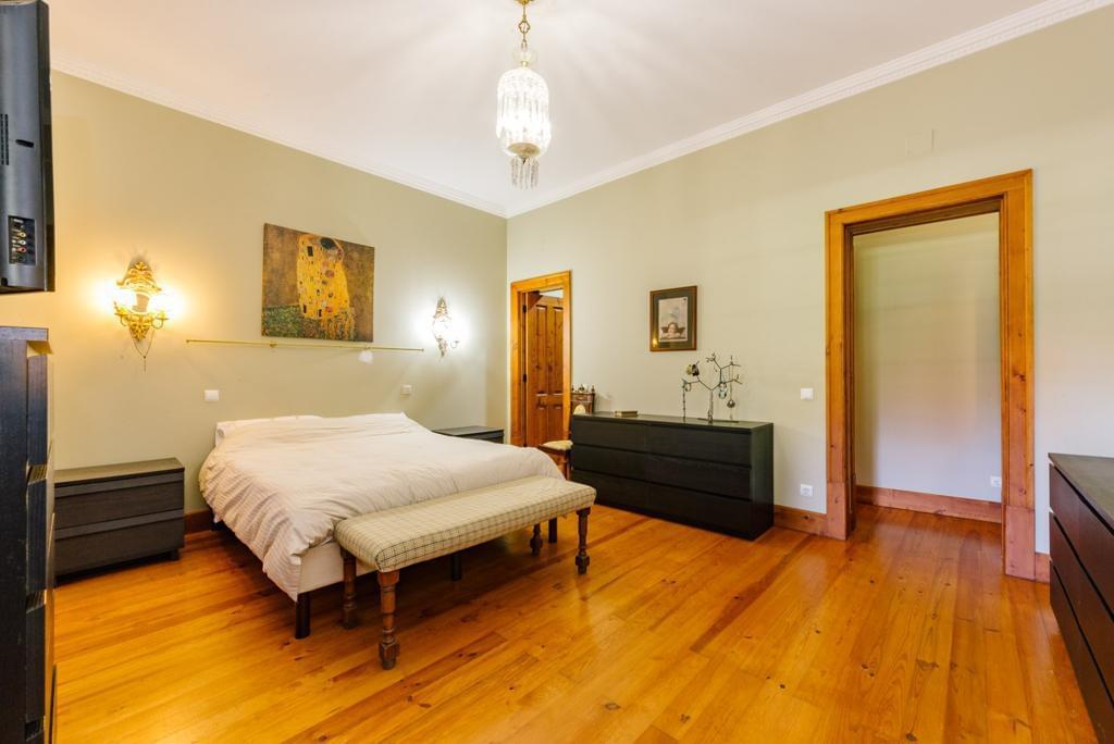 Moradia Isolada T9 com piscina, Benavente - Imagem 28