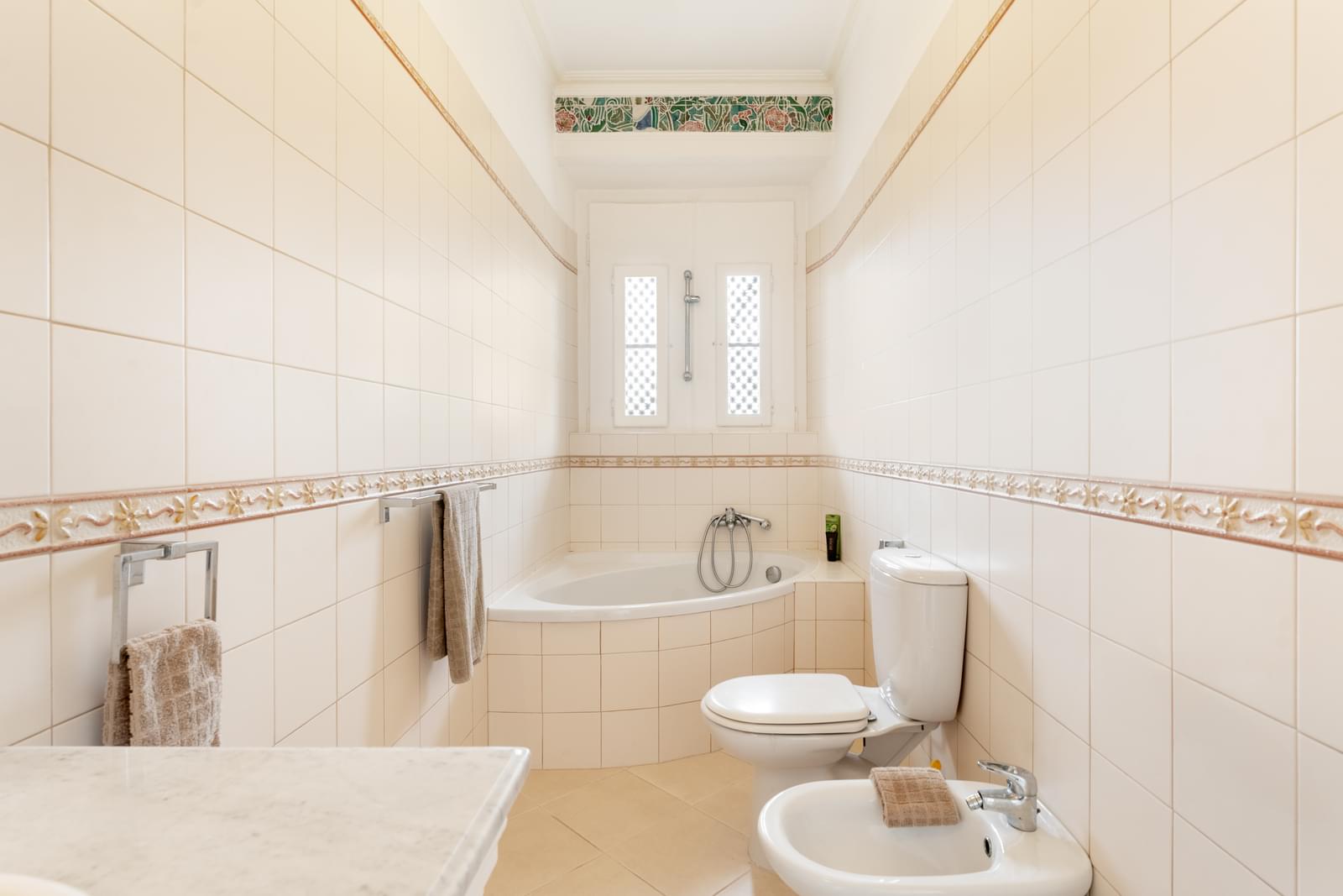 Moradia Isolada T7 com piscina, Colares, Sintra - Imagem 17