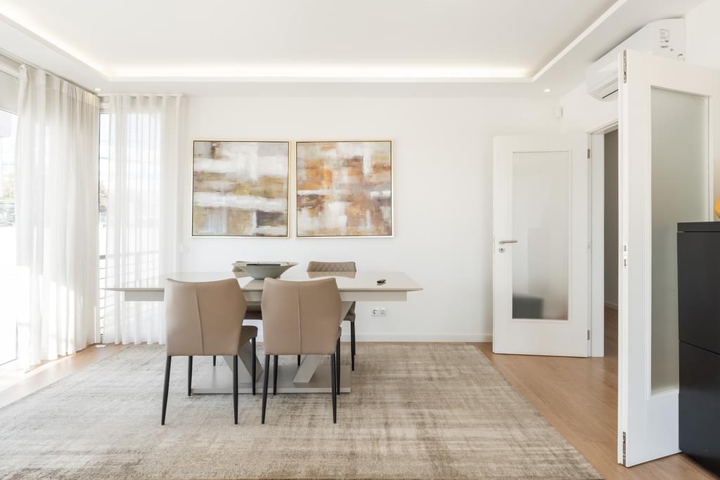 5 Bedroom Semi-detached house with parking, Loures 2655259586