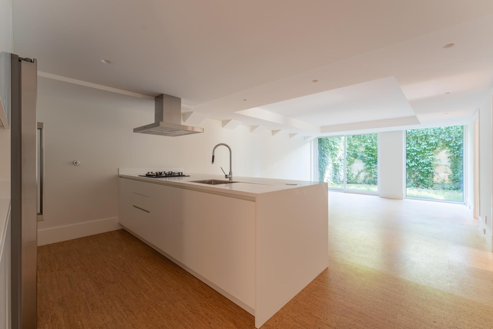8 Bedroom Villa/Townhouse's Image 14