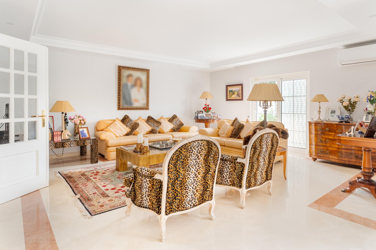 4 Bedroom Villa/Townhouse's Image 6