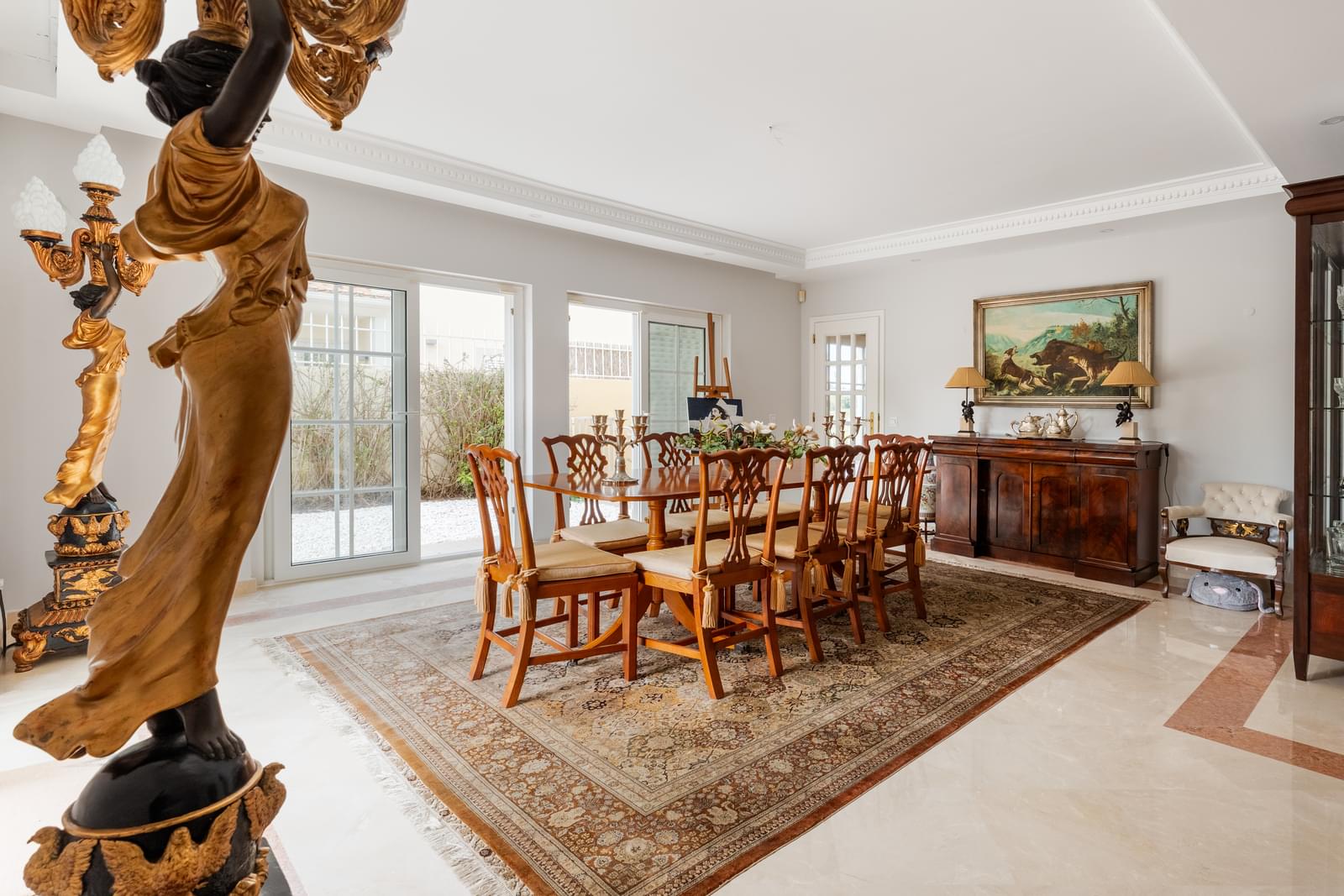 4 Bedroom Villa/Townhouse's Image 9