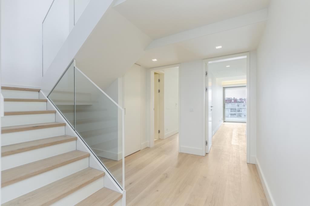4 Bedroom Triplex with swimming pool, Estrela, Lisboa 325453044