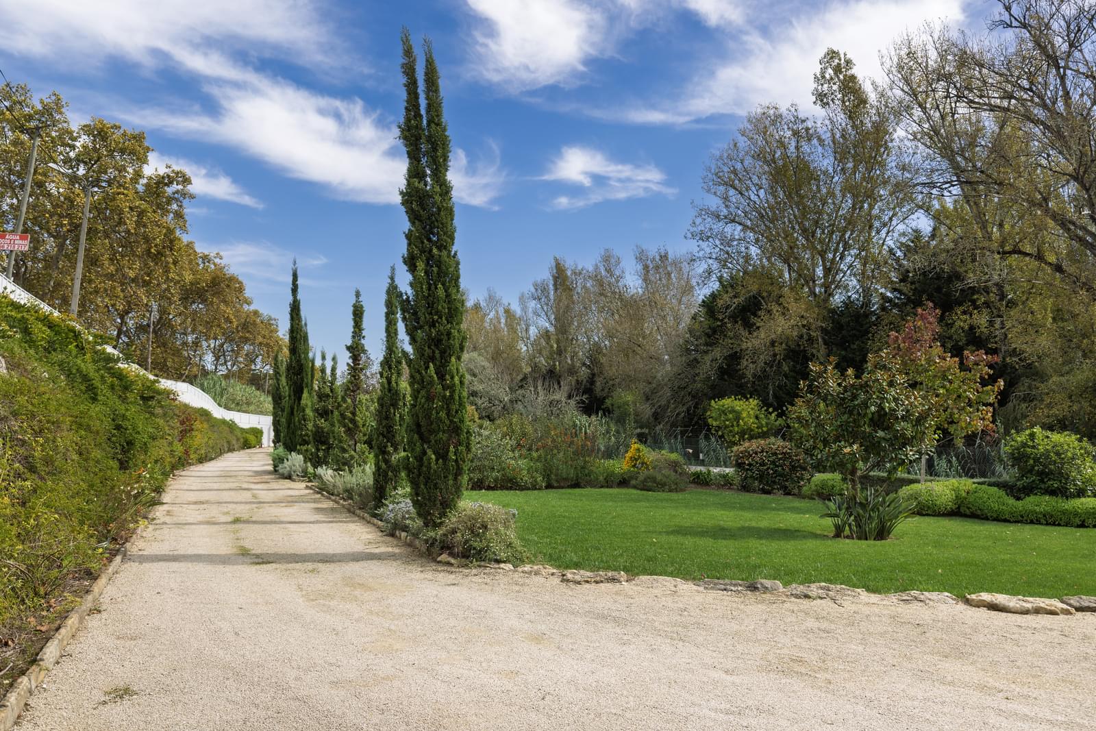 Moradia T5 com piscina, Galamares, Sintra - Imagem 107