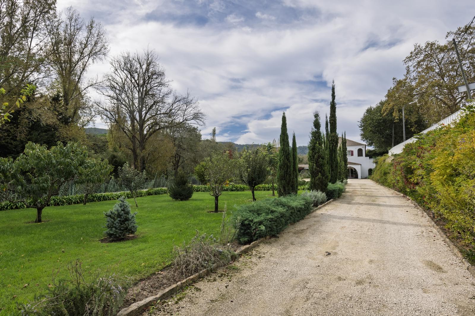 Moradia T5 com piscina, Galamares, Sintra - Imagem 111