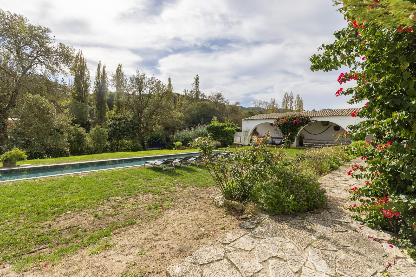 Moradia T5 com piscina, Galamares, Sintra - Imagem 102