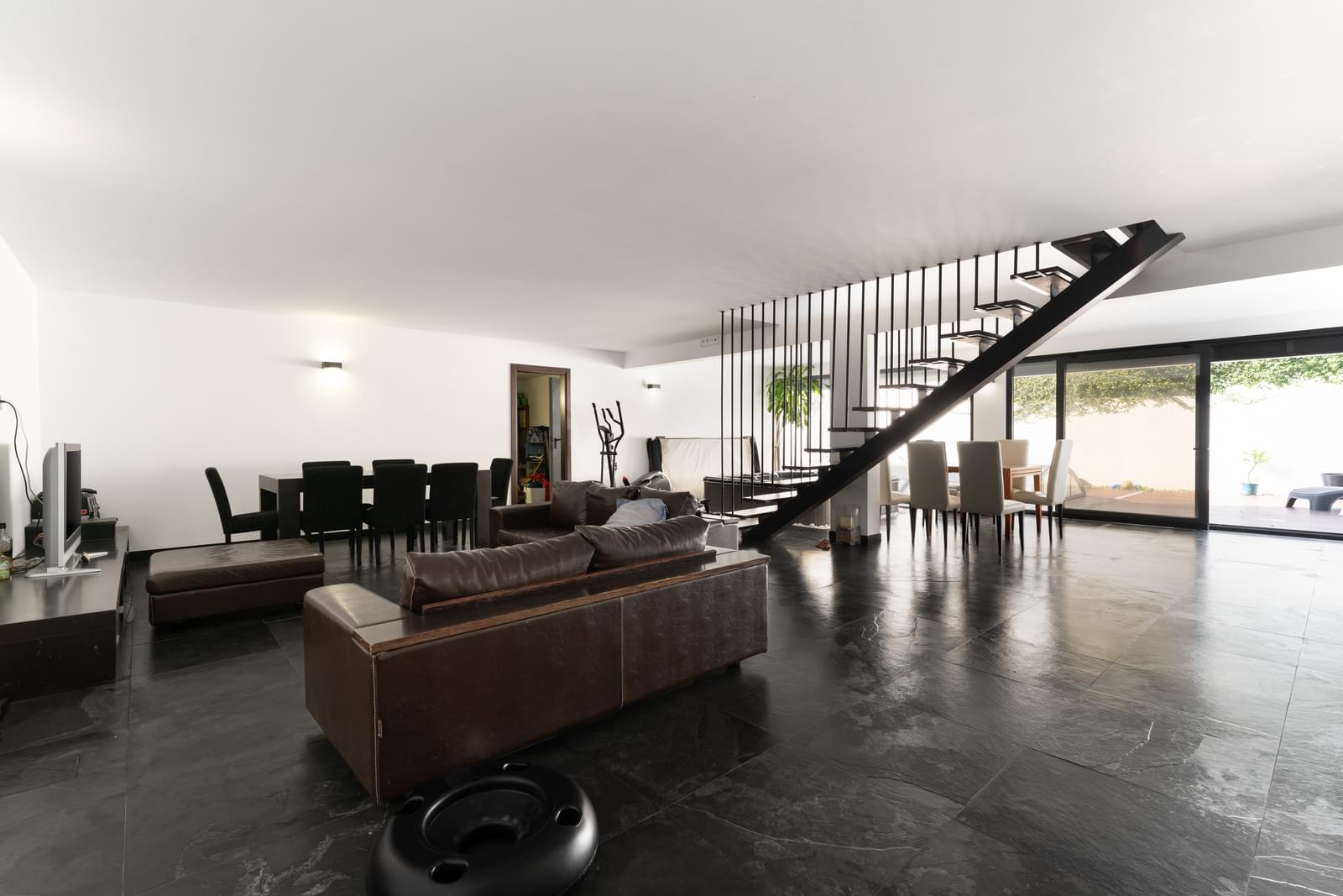 4 Bedroom Villa/Townhouse's Image 19