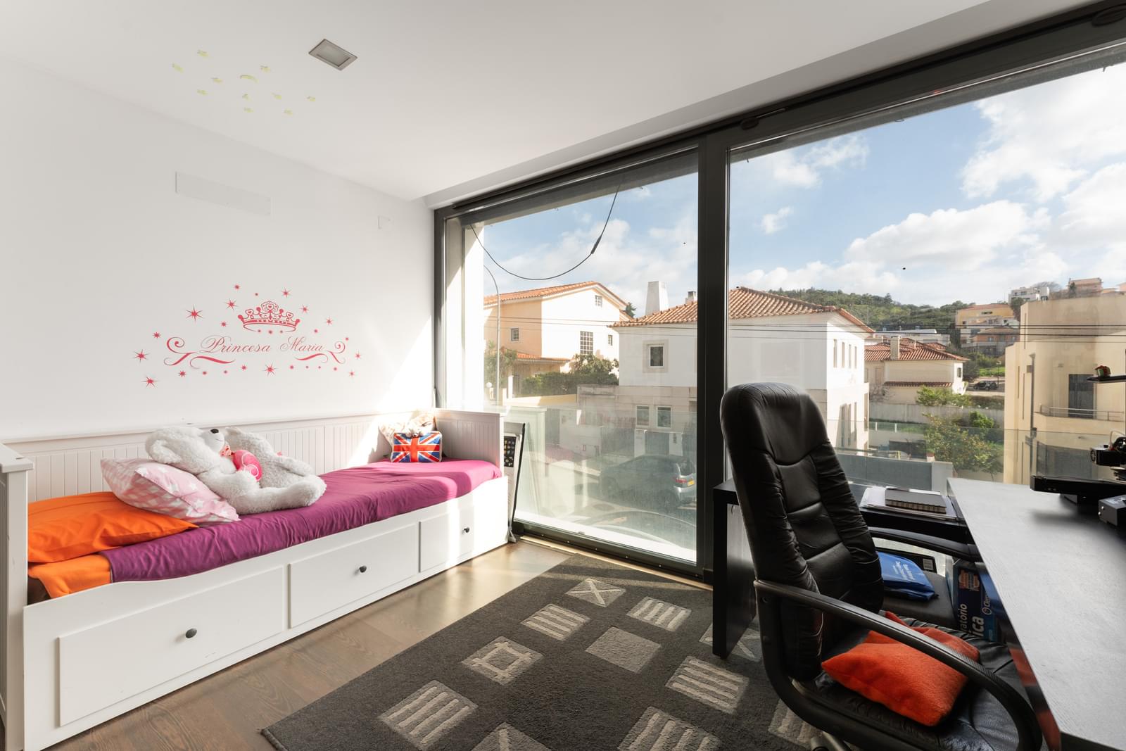4 Bedroom Villa/Townhouse's Image 10