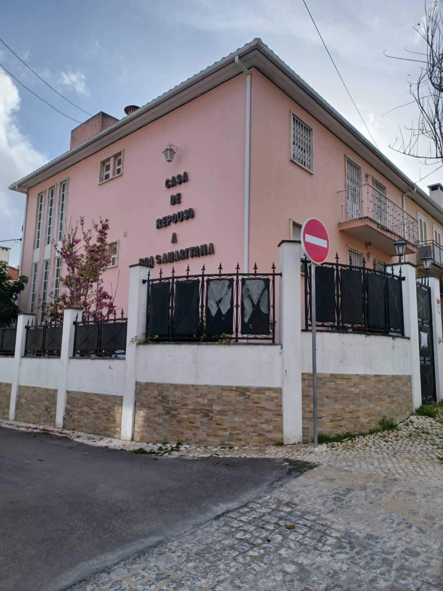 Moradia T10 com jardim, Benfica, Lisboa - Imagem 31