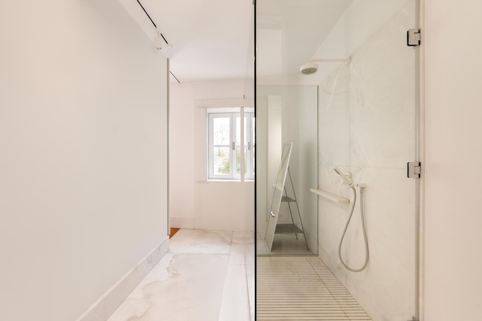 2 Bedroom Apartment/Flat's Image 35