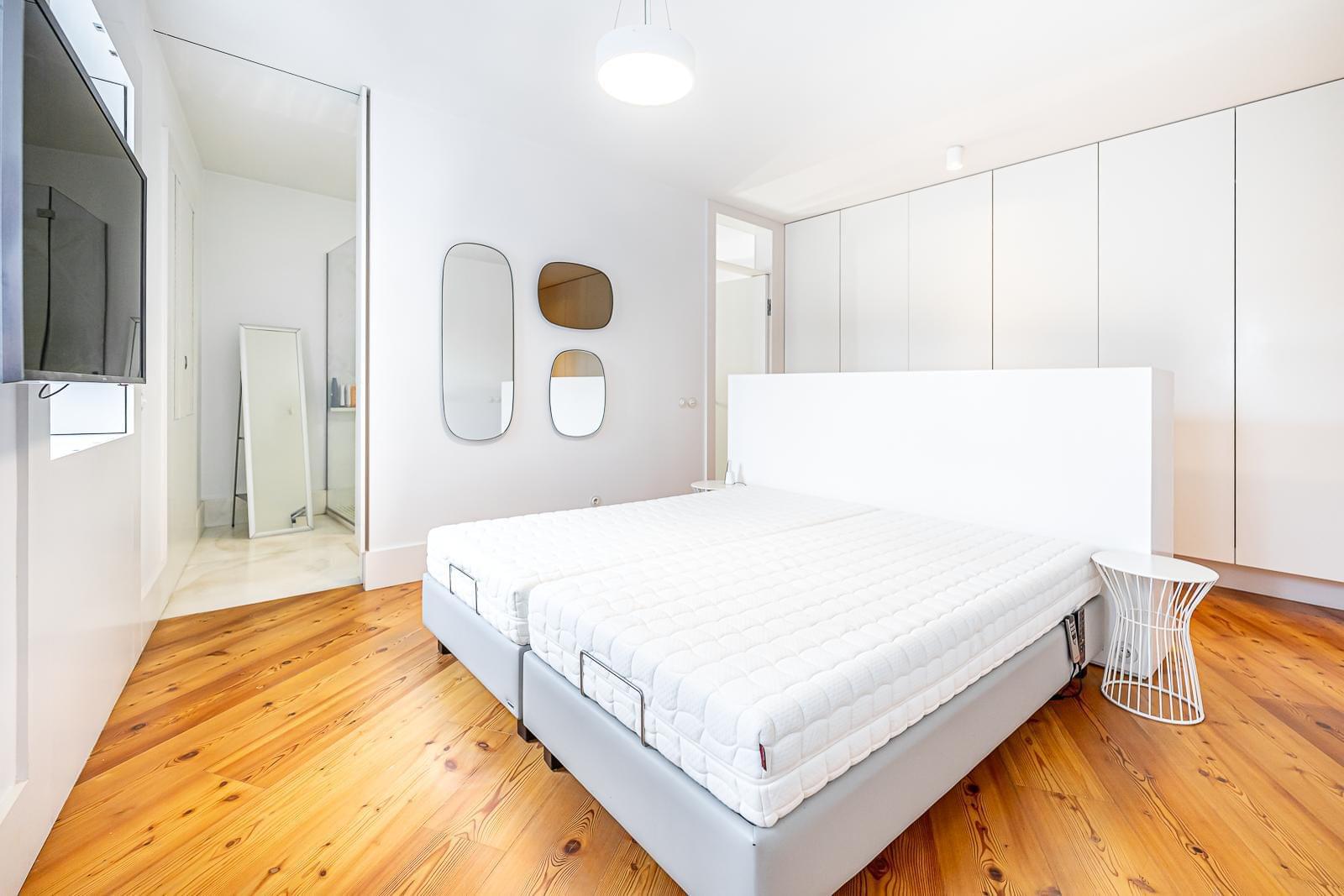 2 Bedroom Apartment/Flat's Image 32