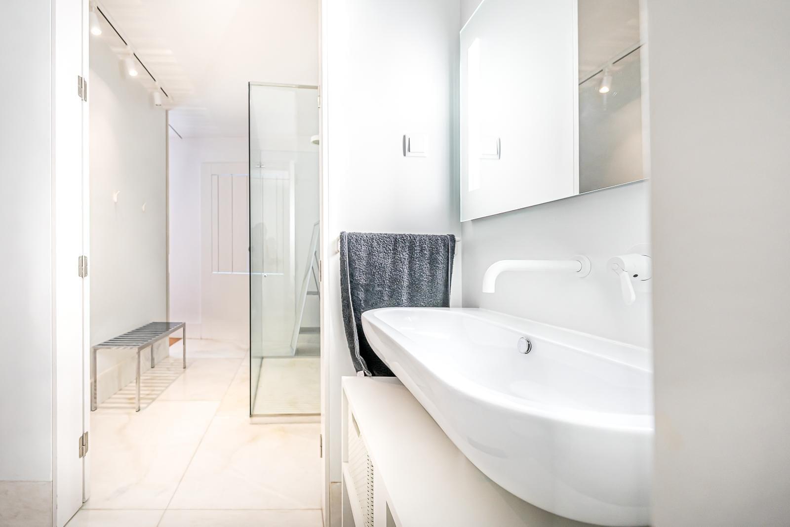 2 Bedroom Apartment/Flat's Image 44