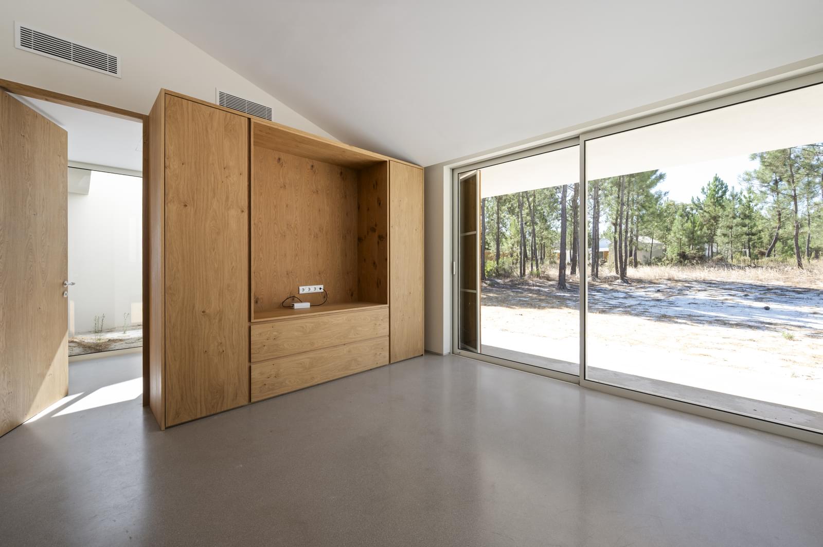 3 Bedroom Villa/Townhouse's Image 36