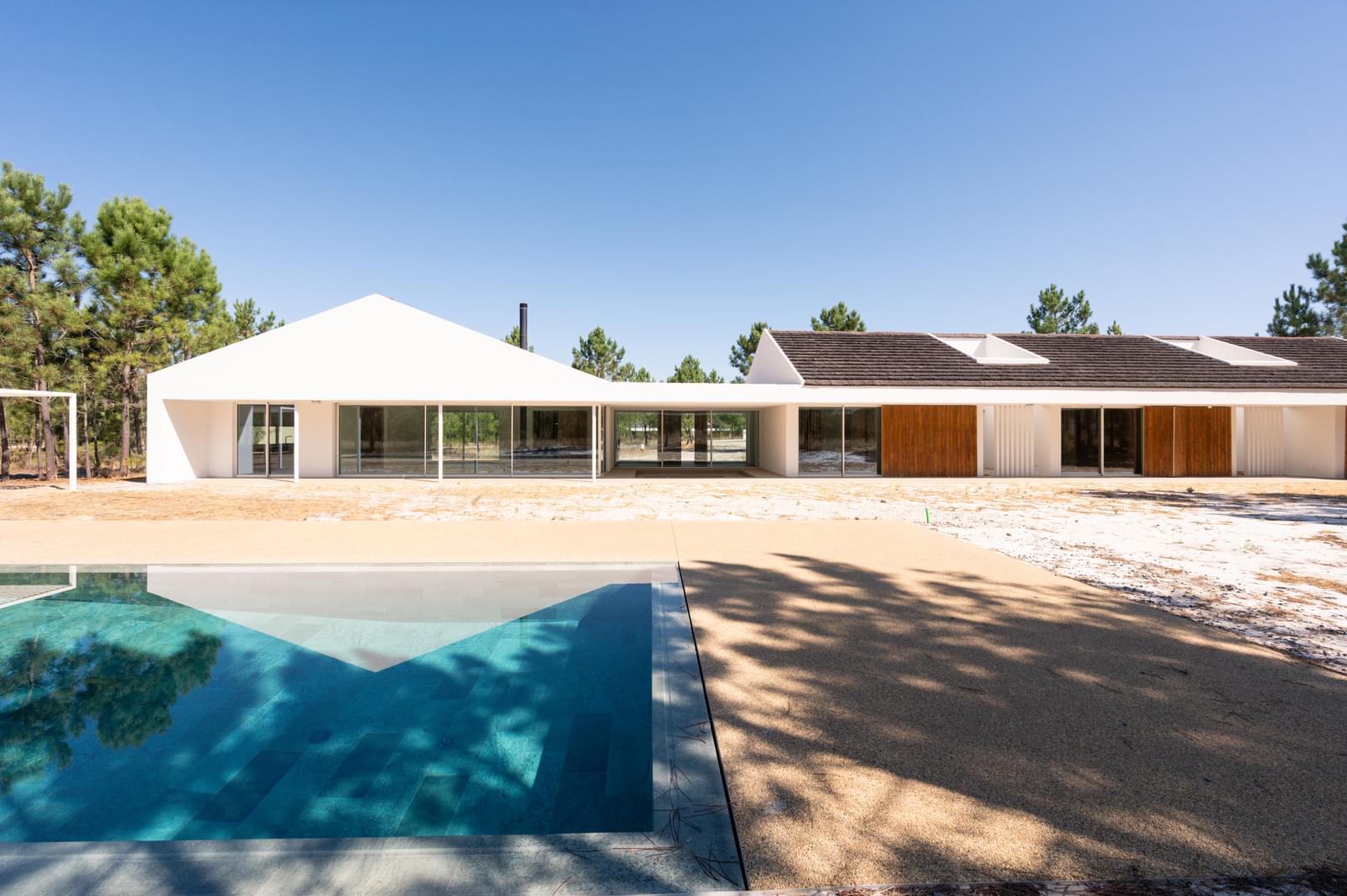 3 Bedroom Villa/Townhouse's Image 56