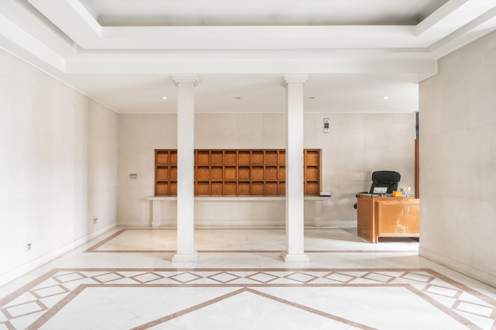 Apartamento T4 com vista, Campo Pequeno, Lisboa - Imagem 29