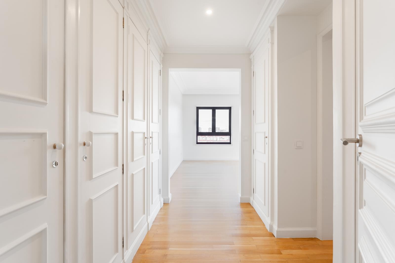 Apartamento T4 com vista, Campo Pequeno, Lisboa - Imagem 20