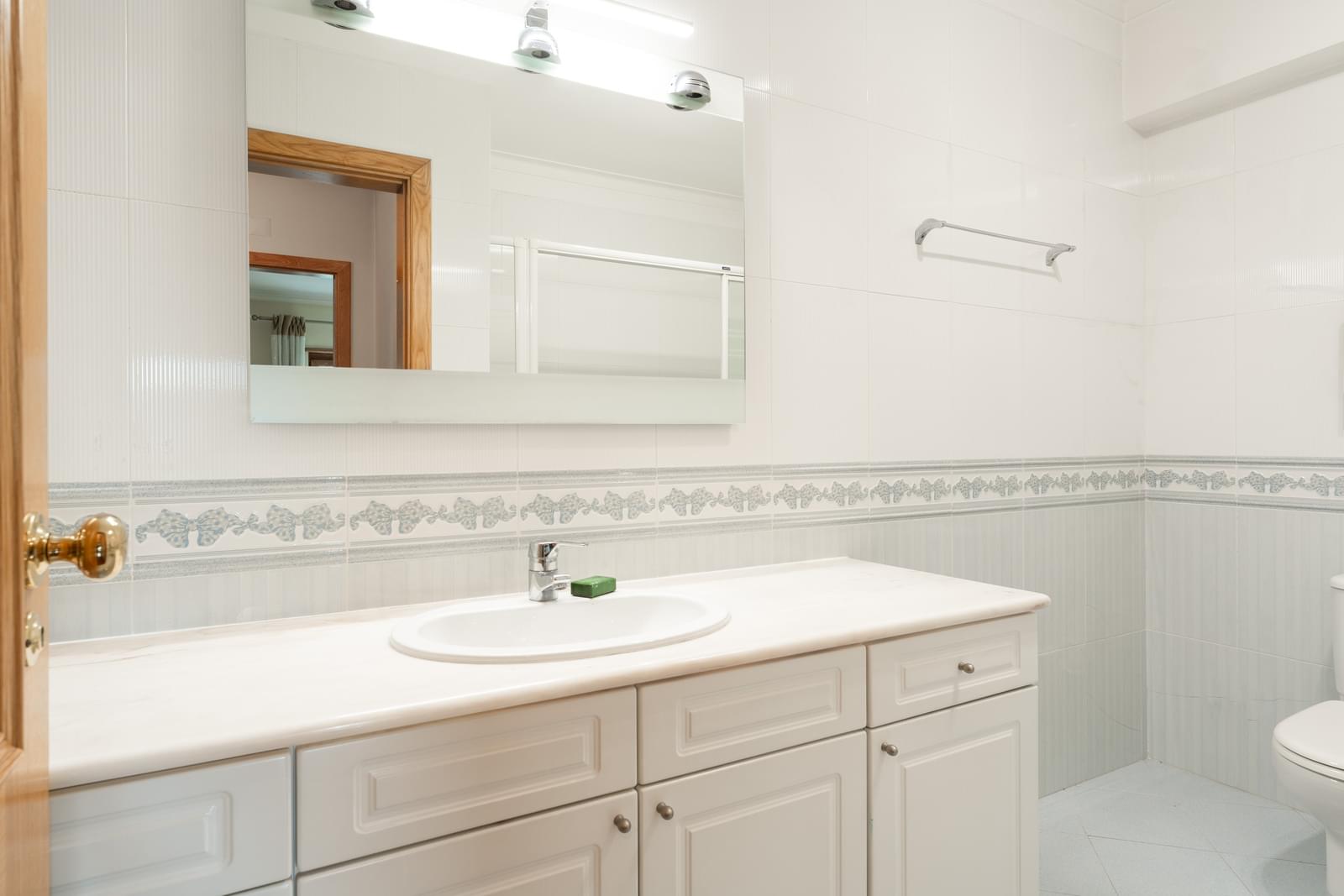 Apartamento T4 com vista, Oeiras - Imagem 20