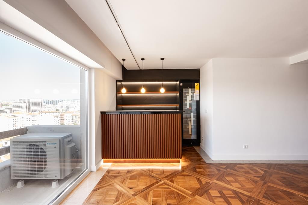 4 Bedroom Apartment with parking, Laranjeiras, Lisboa 2371289583