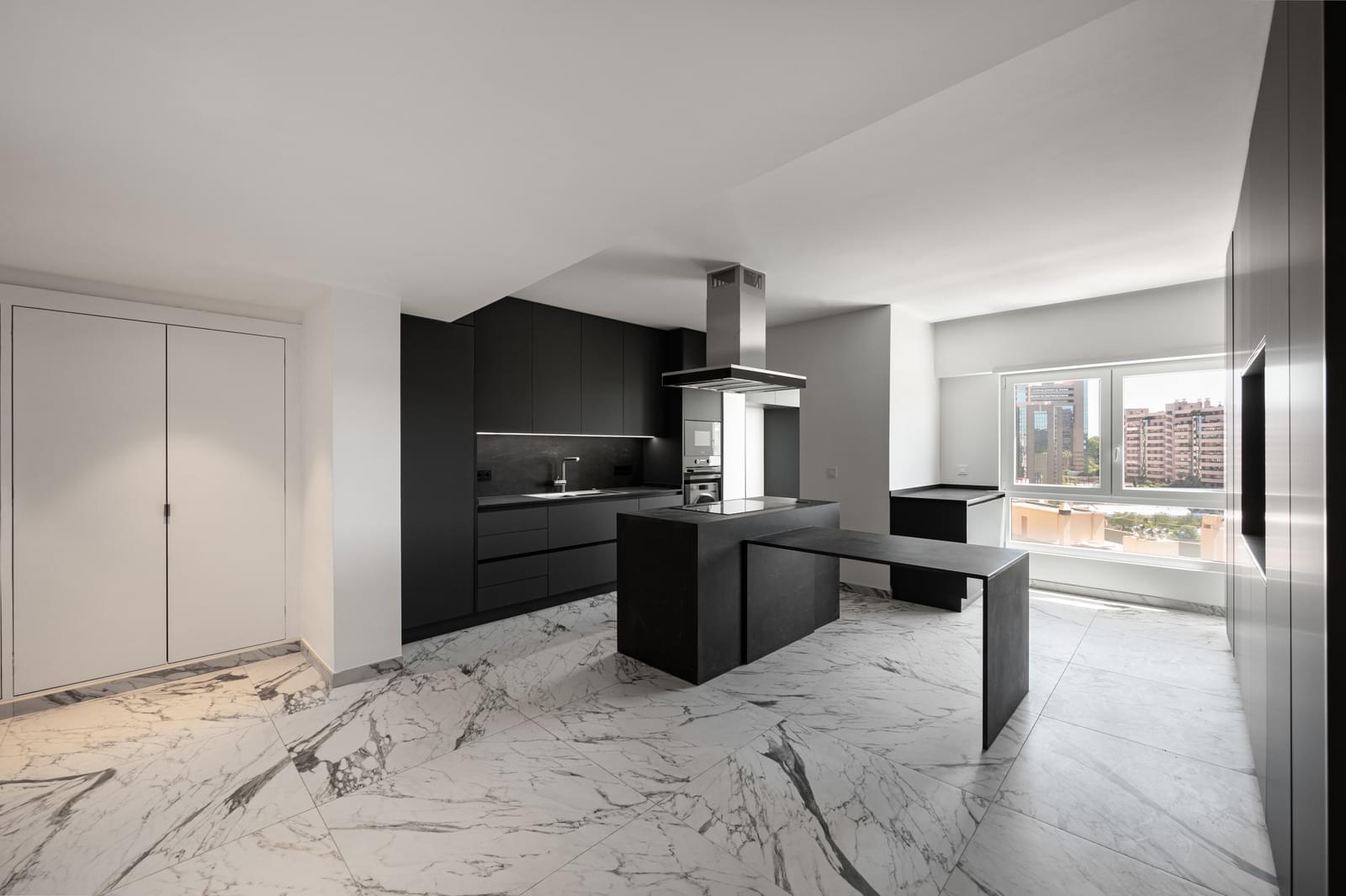 4 Bedroom Apartment/Flat's Image 5