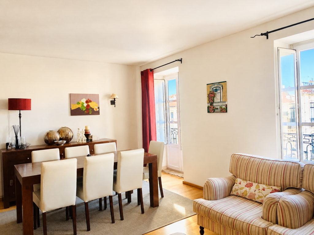 3 Bedroom Duplex with a view, Chiado, Lisboa