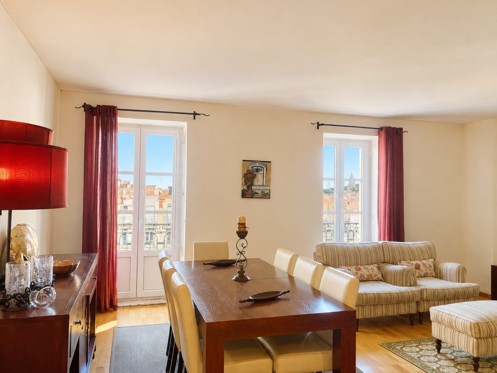 3 Bedroom Duplex with a view, Chiado, Lisboa