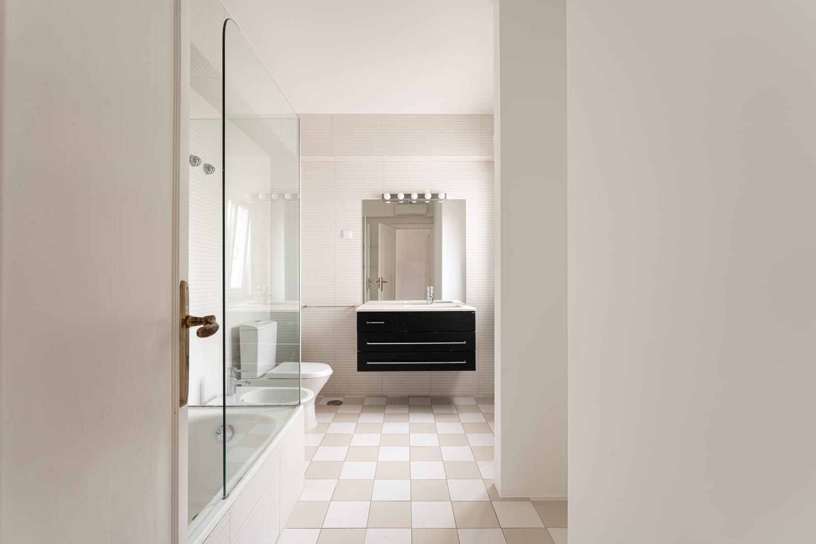 4 Bedroom Villa/Townhouse's Image 16