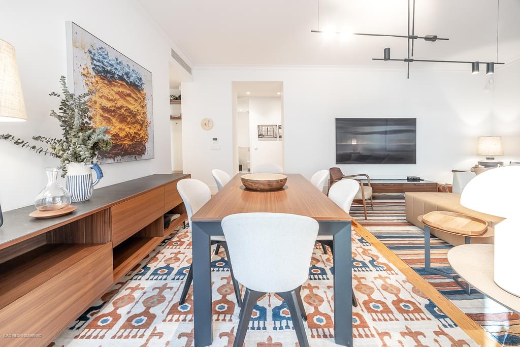 2 Bedroom Apartment with parking, Chiado, Lisboa 3337176828