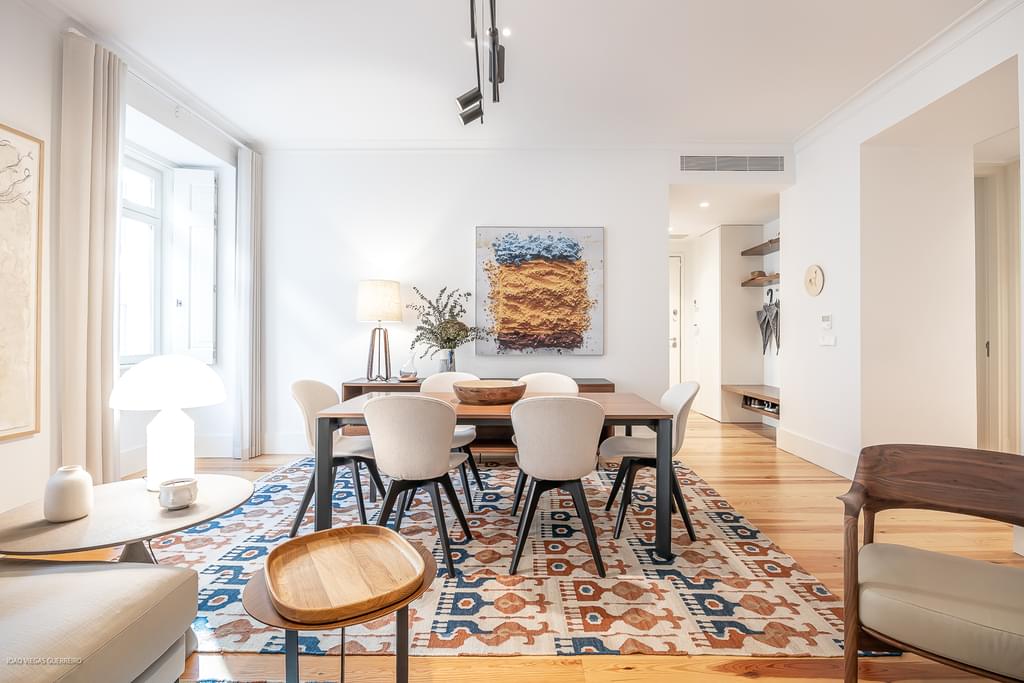 2 Bedroom Apartment with parking, Chiado, Lisboa 3337176828