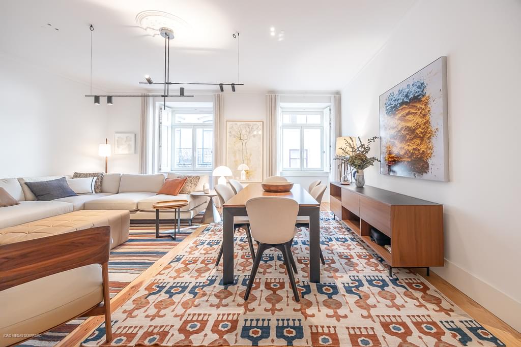 2 Bedroom Apartment with parking, Chiado, Lisboa 3337176828