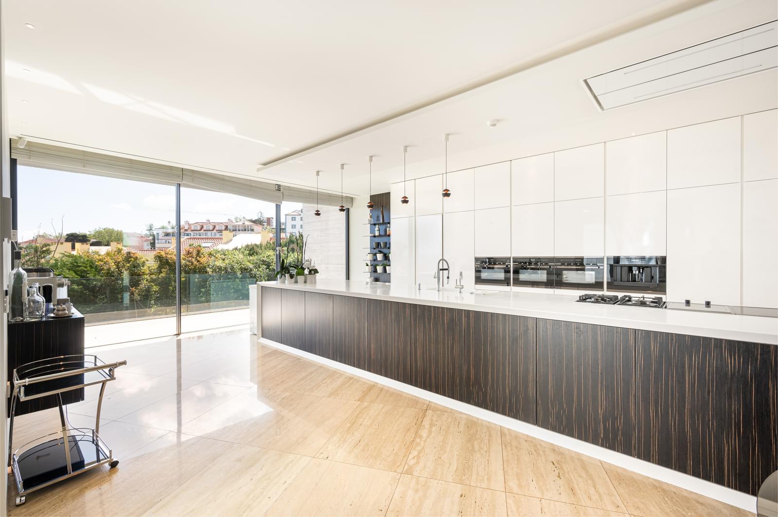 6 Bedroom Villa/Townhouse's Image 15