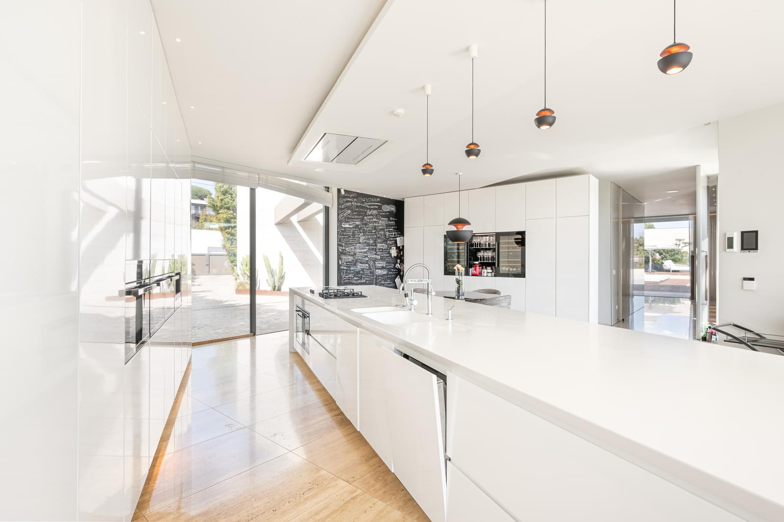 6 Bedroom Villa/Townhouse's Image 17