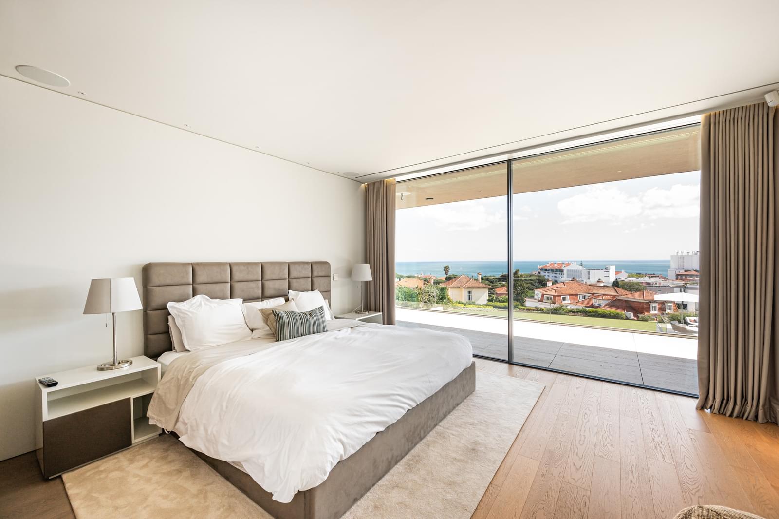 6 Bedroom Villa/Townhouse's Image 22